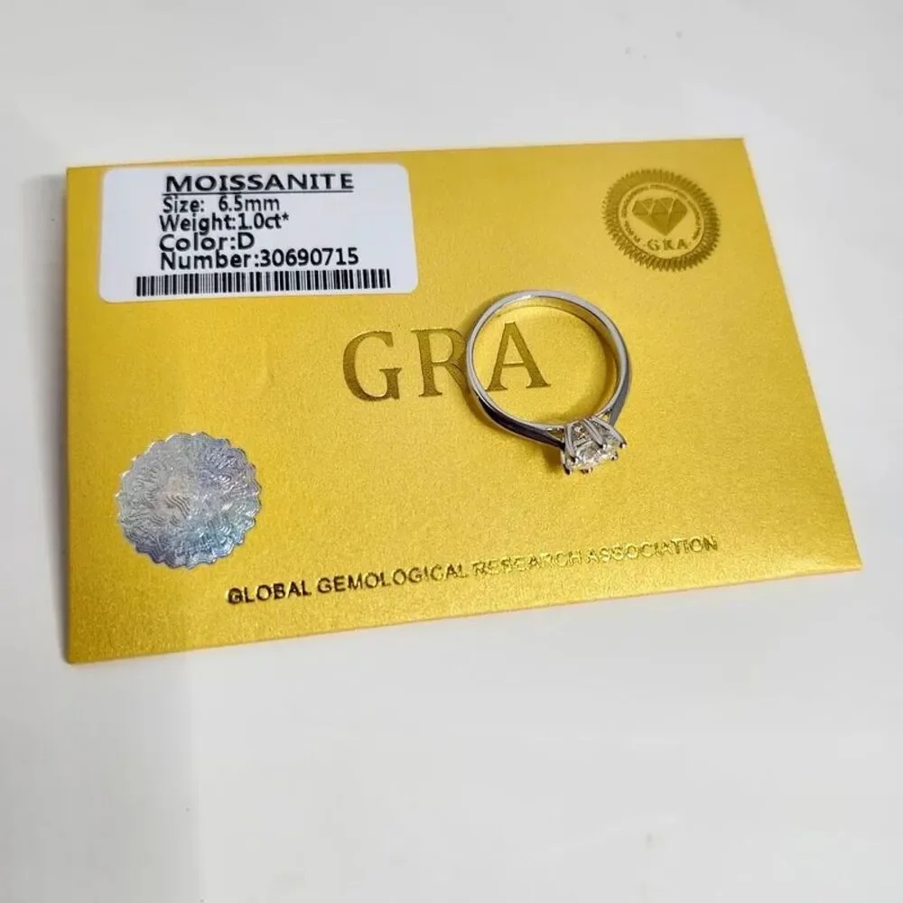 1.0 CT moissanite ring